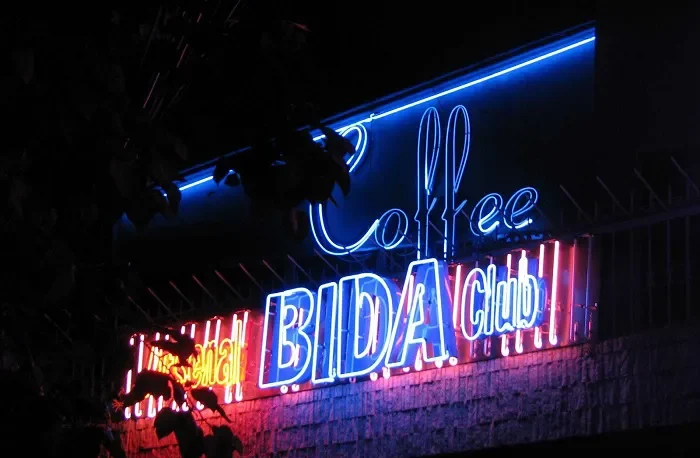 Biển led bida