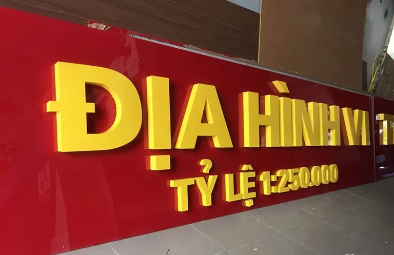 Các xu hướng thiết kế biển công ty chữ nổi hiện đại năm 2025