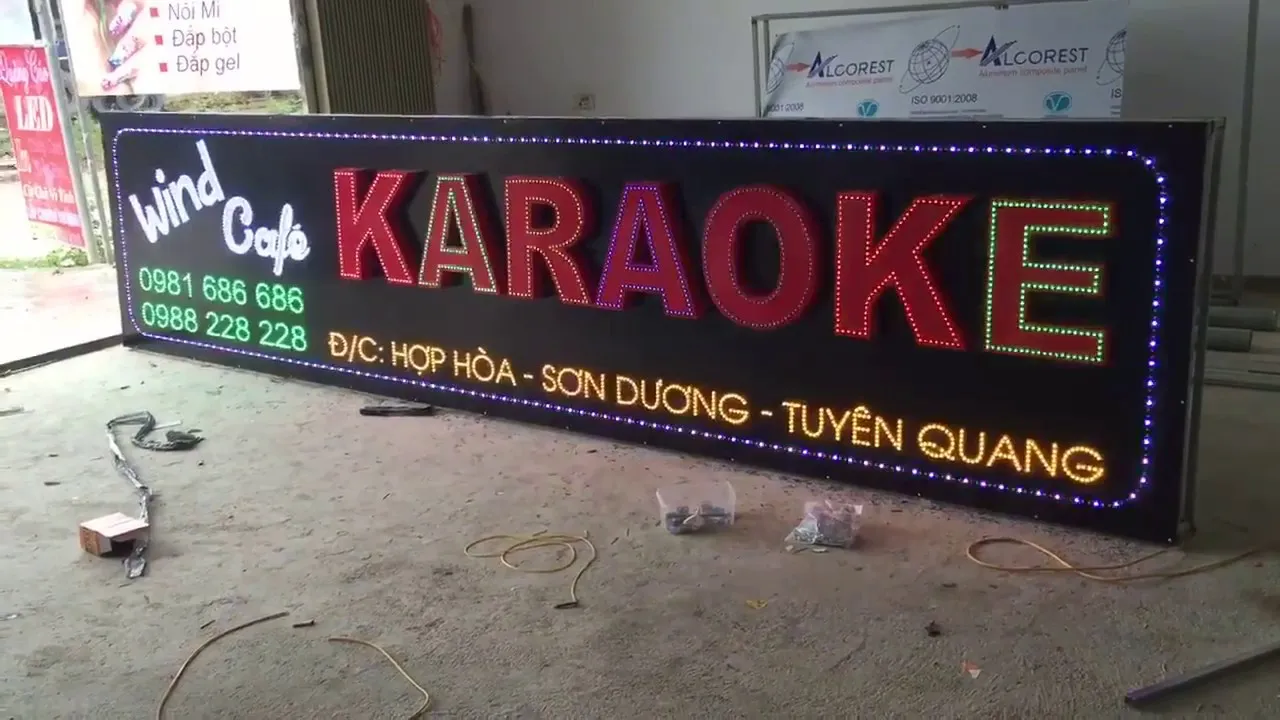 Những lợi ích khi sử dụng dịch vụ làm biển led karaoke tại Làm Bảng Hiệu Co