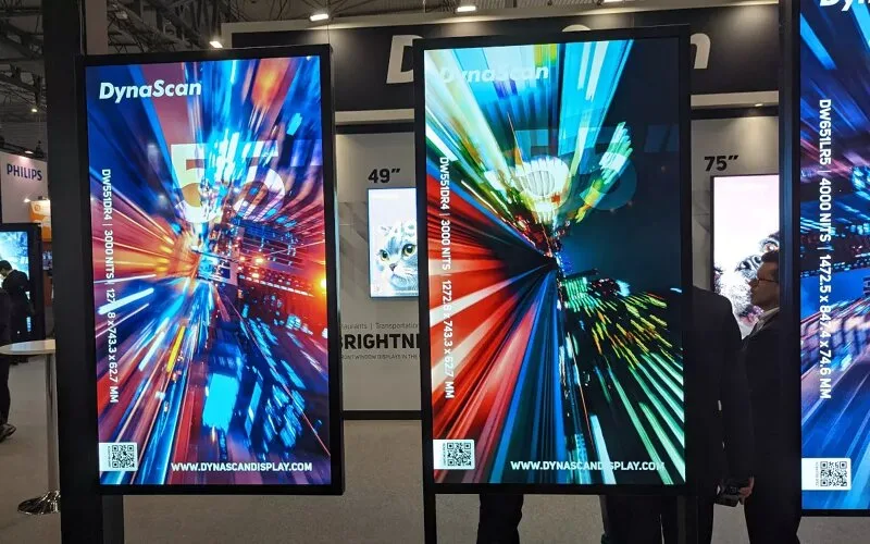 Tại sao nên chọn dịch vụ làm biển led siêu mỏng tại Làm Bảng Hiệu Co