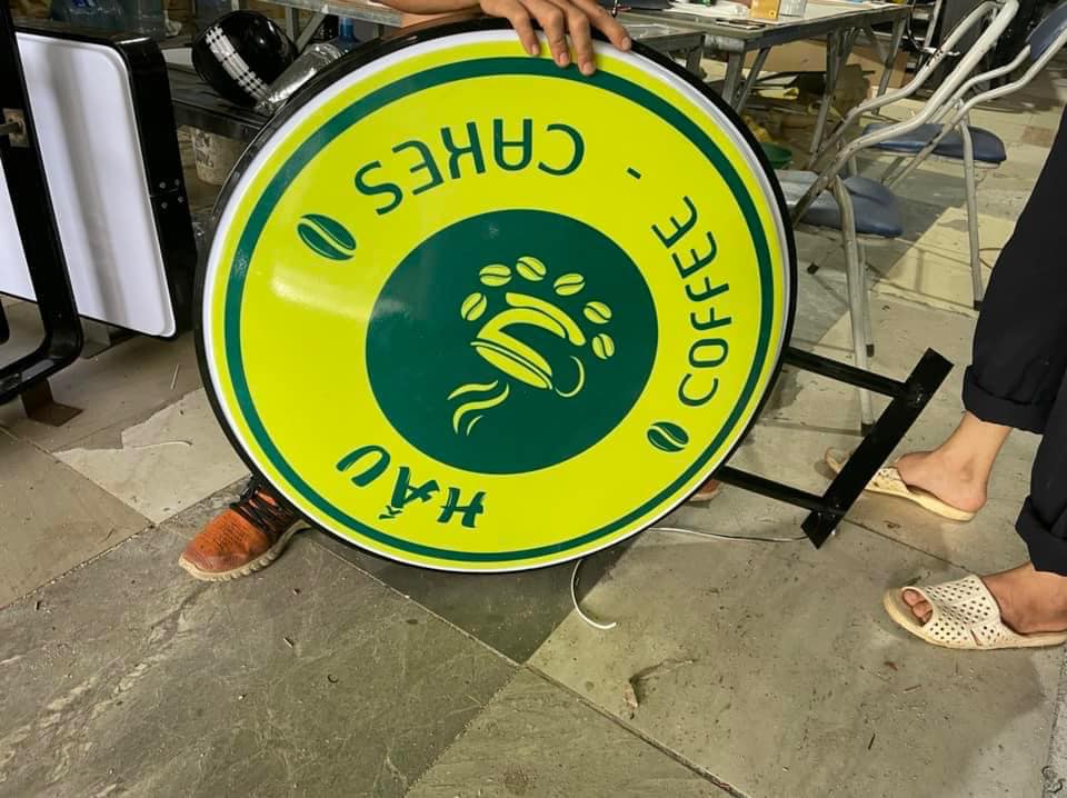Bảng hiệu cafe