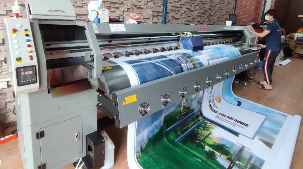 Làm Bảng Hiệu Co cung cấp dịch vụ in bạt 2 da theo yêu cầu với quy trình chuyên nghiệp từ tư vấn, thiết kế đến thi công lắp đặt tận nơi