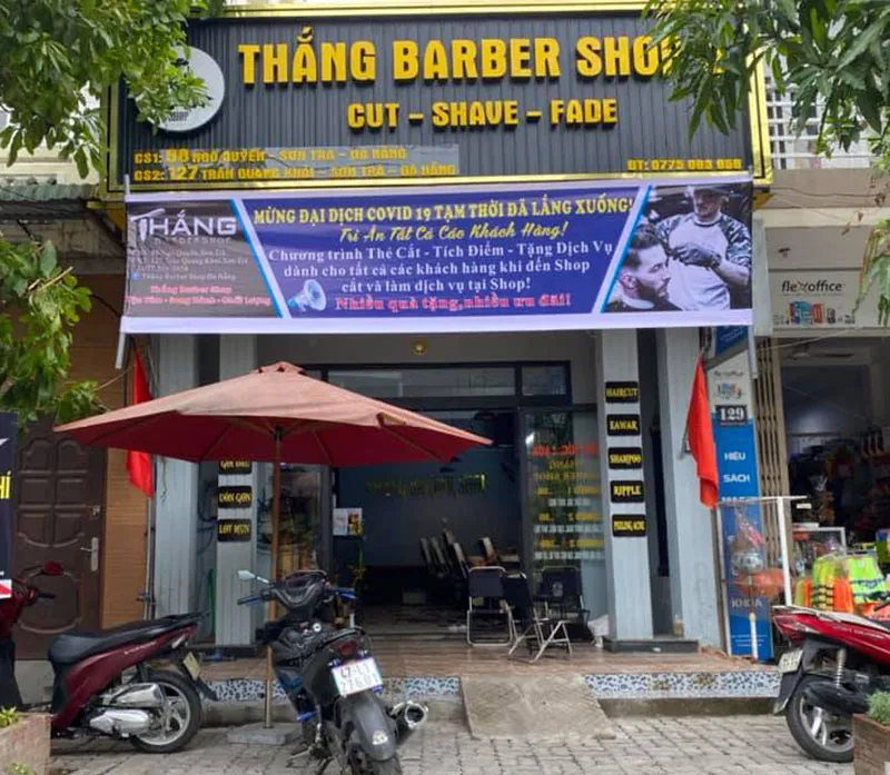 Làm Bảng Hiệu Co sẽ tiến hành thiết kế mẫu bảng quảng cáo barber shop dựa trên yêu cầu đã được thảo luận