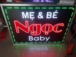 Bạn là chủ cửa hàng nhỏ? Khám phá ngay hướng dẫn chi tiết về kích thước, mẫu mã và giá biển LED vẫy mới nhất 2025 để chọn giải pháp quảng cáo hiệu quả nhất!