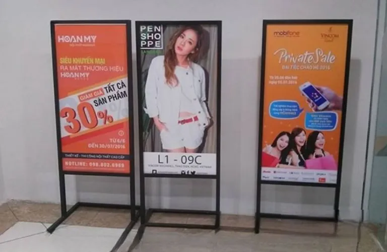 Biển vẫy có chân – bảng vẫy để đất – biển chân đứng