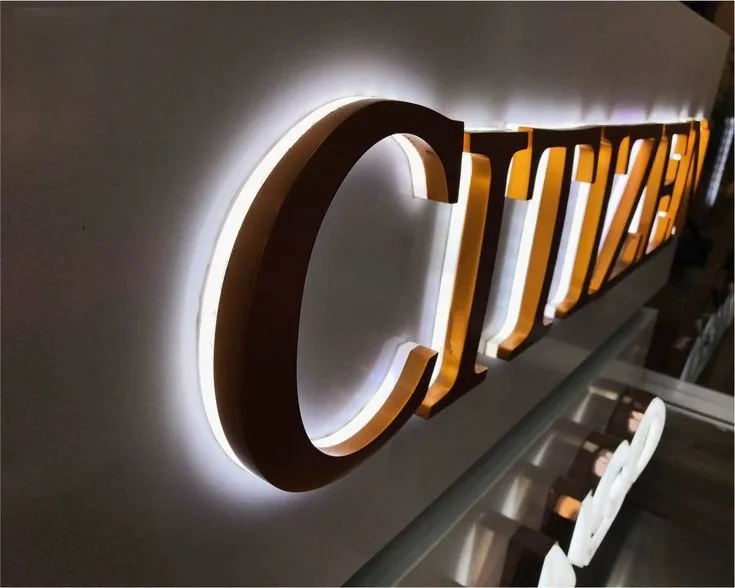 Chữ inox hắt sáng chân – chữ inox gắn LED chân – chữ inox 3D