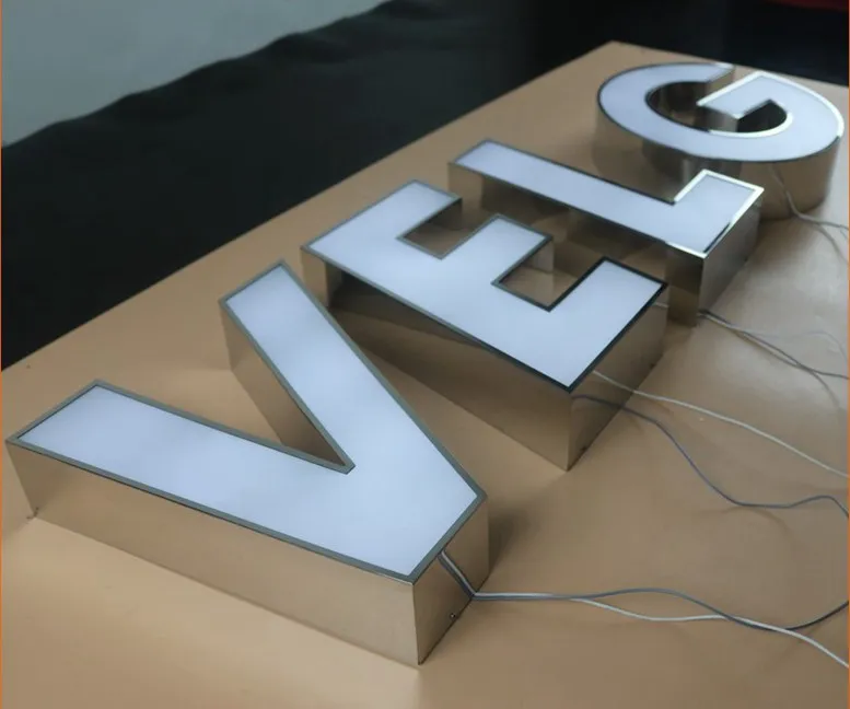 Chữ inox mặt mica – chữ mica inox – chữ nổi phát sáng - Ảnh 3