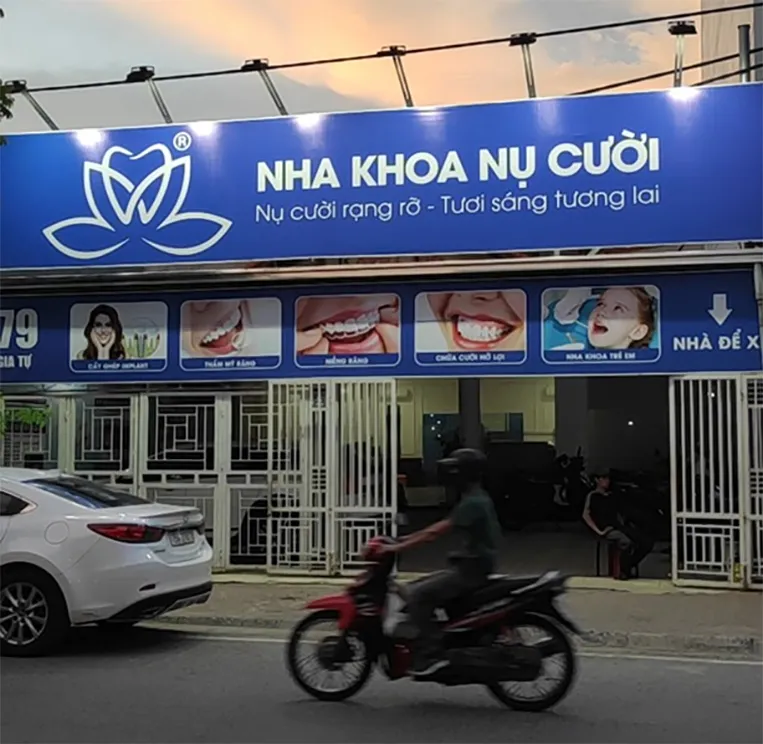 Biển quảng cáo nha khoa – bảng hiệu phòng khám nha khoa – thiết kế và thi công - Ảnh 3