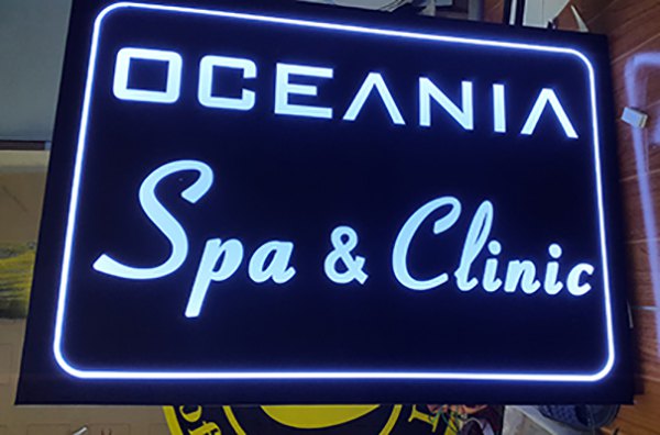 bin quang cao hop den alu am ban 1