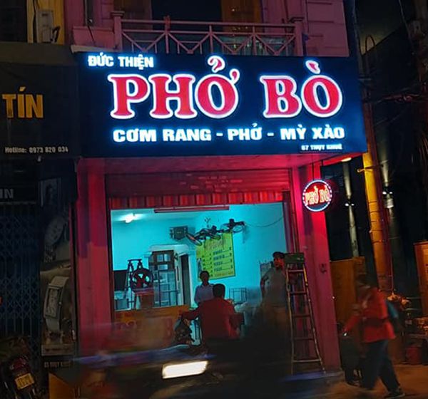 bien quang cao nha hang dep 9