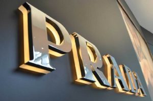 Khám phá tất tần tật về chữ nổi quảng cáo: từ các loại vật liệu phổ biến như Mica, Inox, Alu, Đồng đến kỹ thuật gia công và ứng dụng thực tế. Hướng dẫn chi tiết giúp bạn chọn lựa giải pháp bảng hiệu hoàn hảo cho thương hiệu