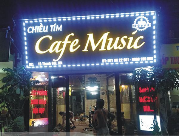 Báo Giá Và 50 Mẫu Biển Hiệu Quảng Cáo Đẹp Không Thể Tin Nổi. mau bien quang cao dep 16