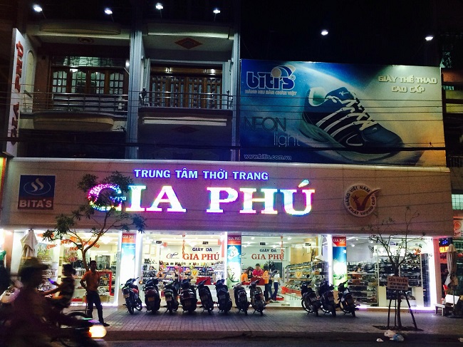 Mẫu Biển Quảng Cáo Shop Giày Dép Đẹp, Ấn Tượng - Ảnh 6