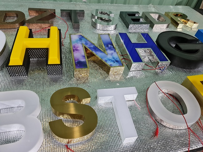 Mẫu Bảng Hiệu Đẹp Đơn Giản Cho Mọi Ngành Nghề - Ảnh 4