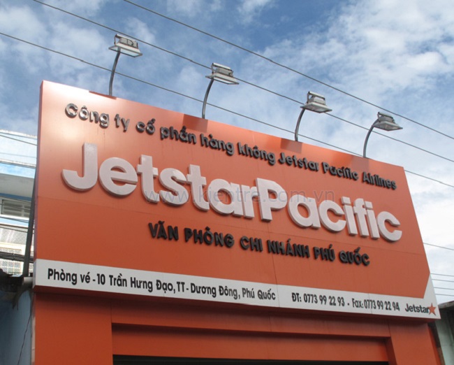 Mẫu Bảng Hiệu Phòng Bán Vé Máy Bay Chuyên Nghiệp - Ảnh 8