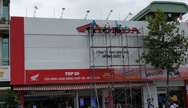 Báo Giá Dịch Vụ Vệ Sinh Bảng Biển Hiệu Quảng Cáo