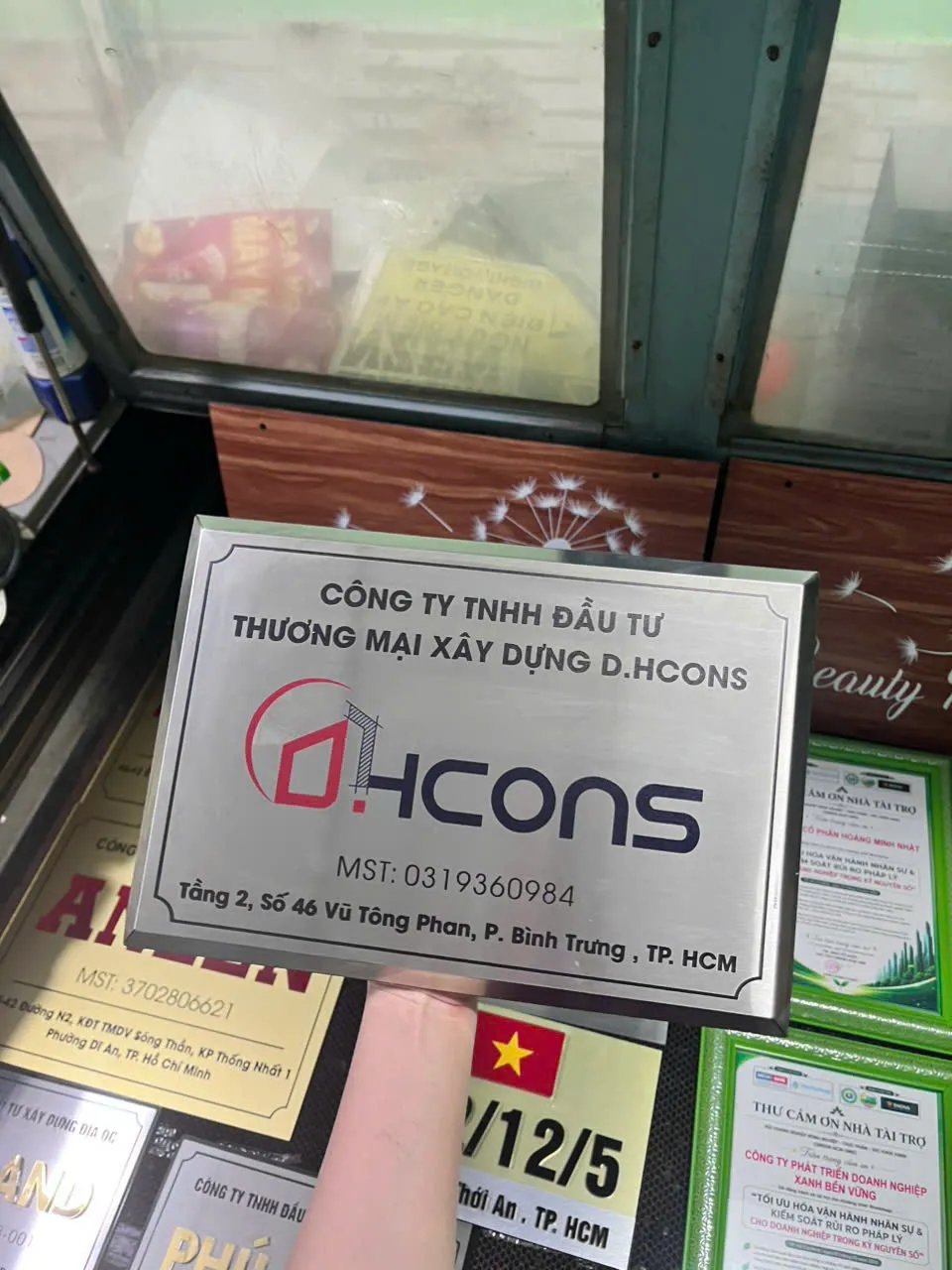 Bảng hiệu công ty - Ảnh 3